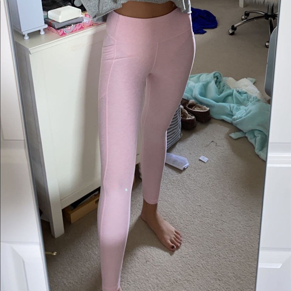 Victoria’s Secret leggings